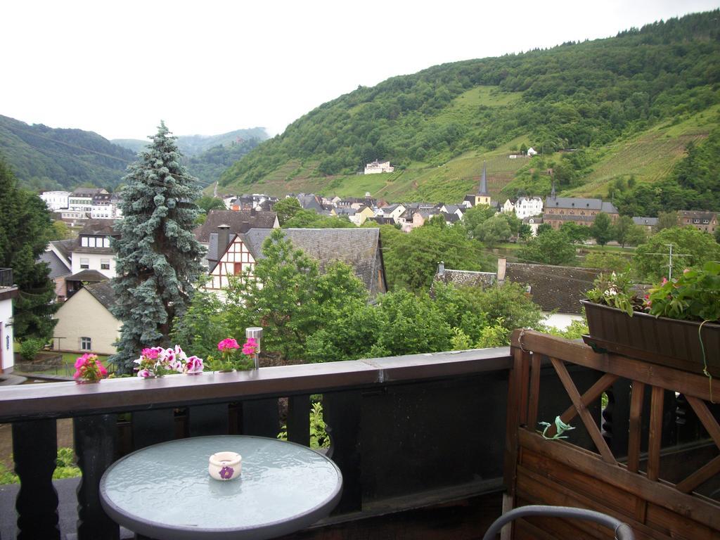 Gaestehaus Spies Bullay Habitación foto