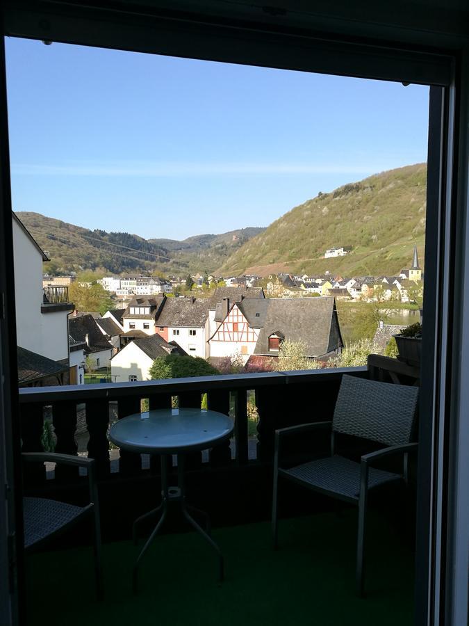 Gaestehaus Spies Bullay Exterior foto
